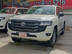 تۆیۆتا لاند کروزەر